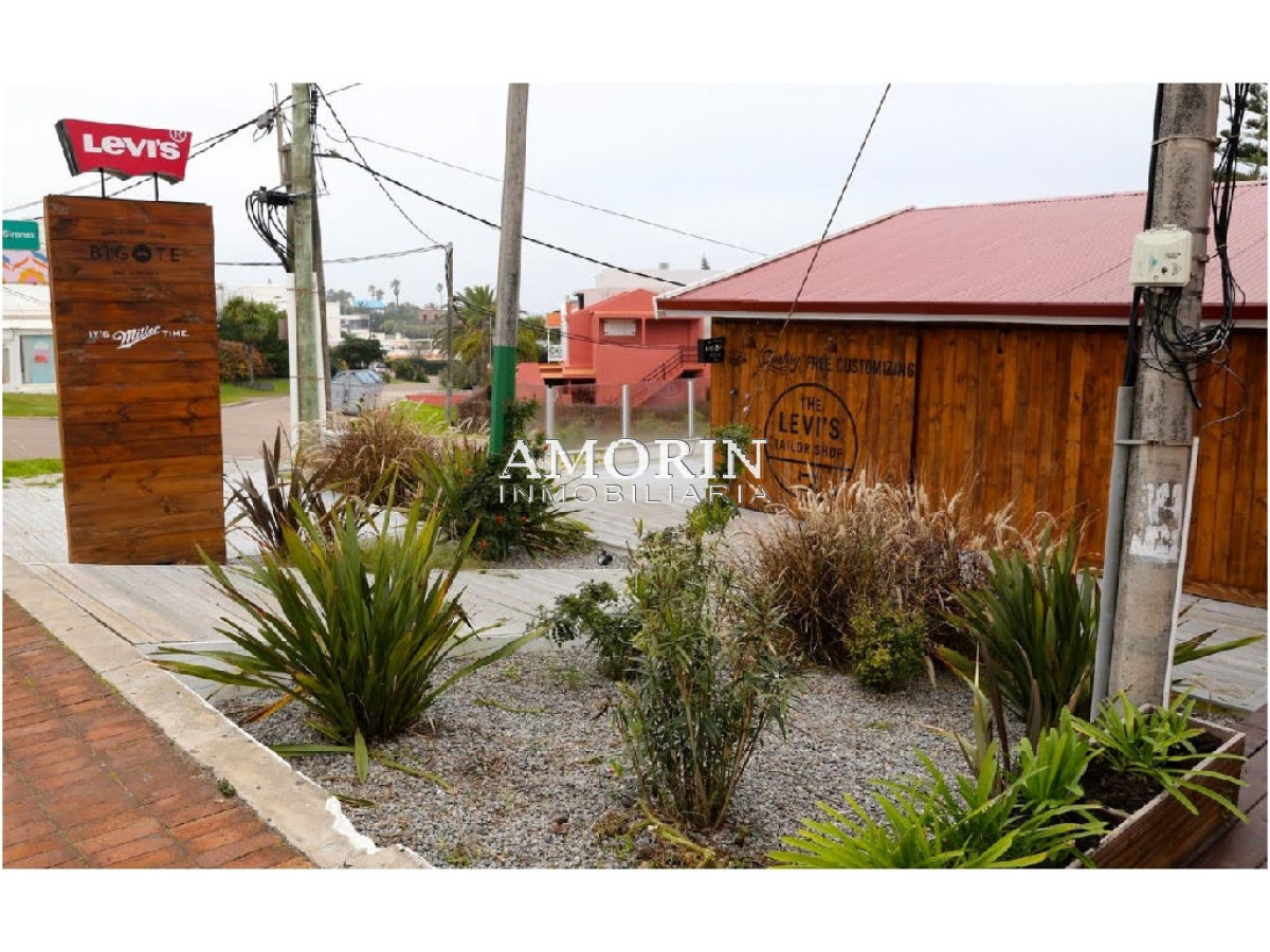 Local Comercial ID.560 - Local en La Barra, La Barra