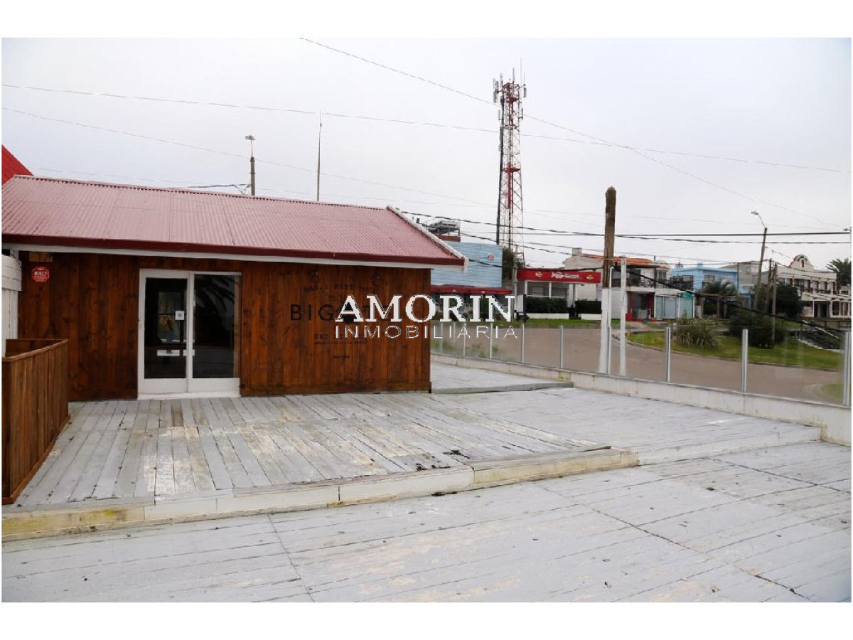 Local Comercial ID.560 - Local en La Barra, La Barra