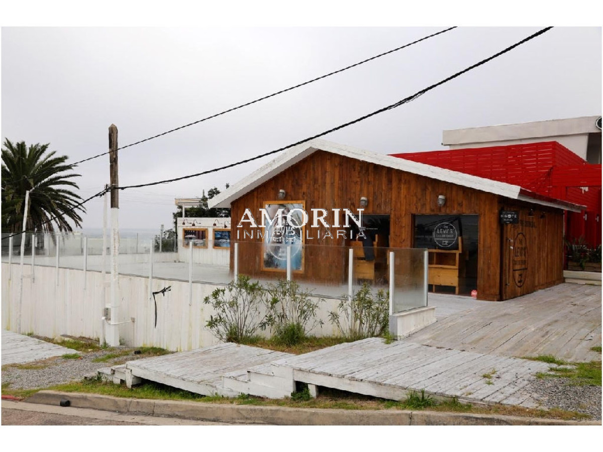 Local Comercial ID.560 - Local en La Barra, La Barra
