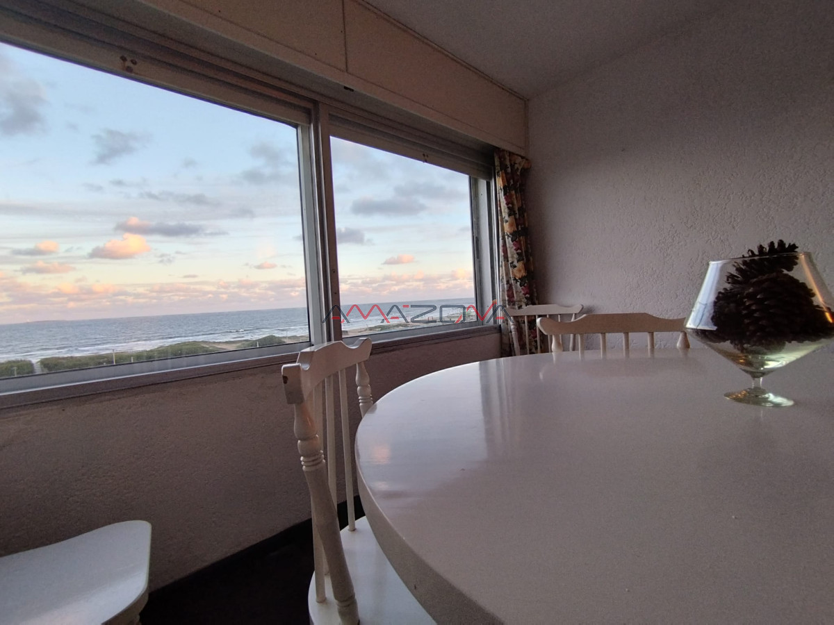 Apartamento ID.5654 - Apartamento de un dormitorio y medio en venta en Punta del Este