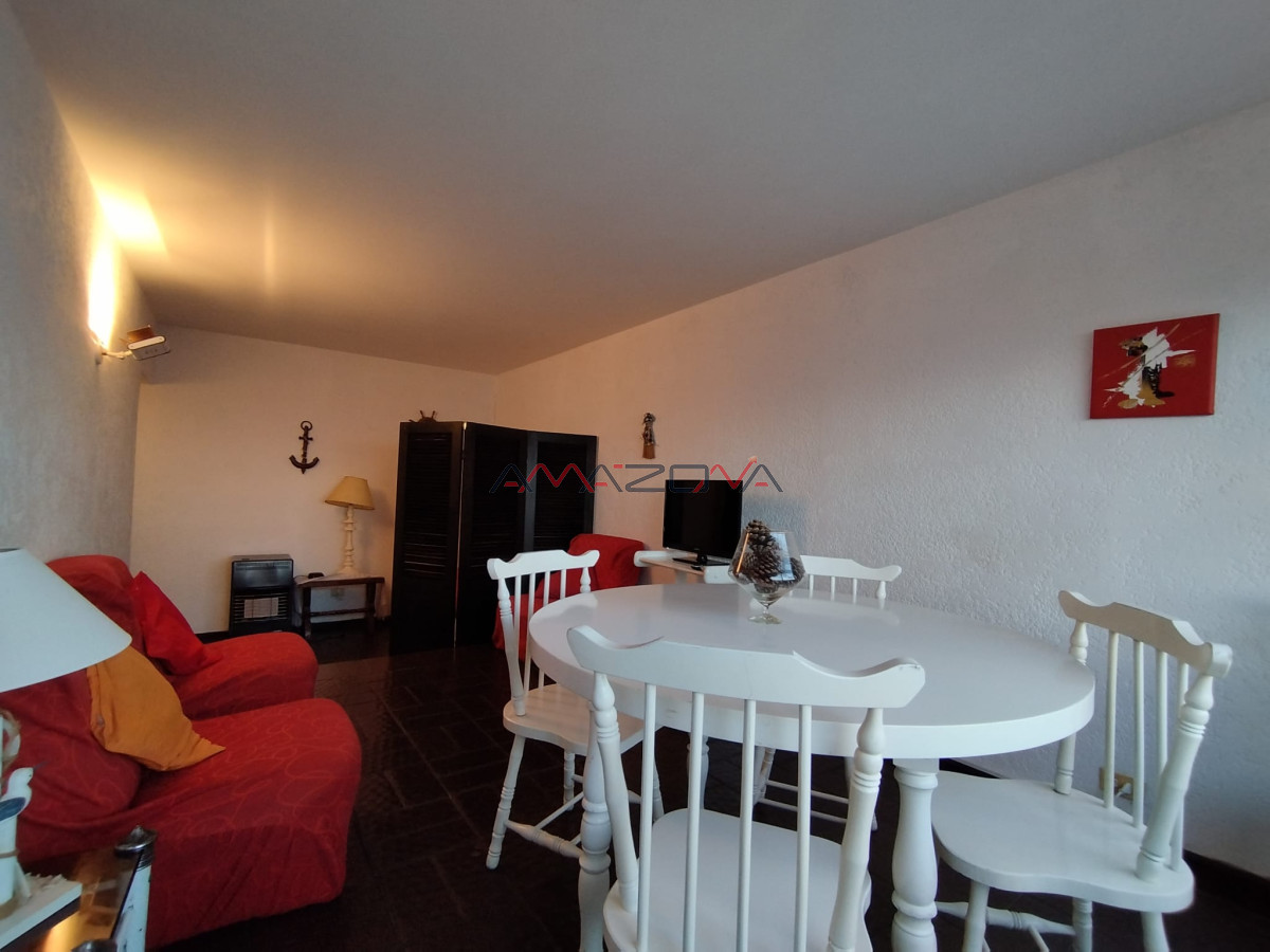 Apartamento ID.5654 - Apartamento de un dormitorio y medio en venta en Punta del Este