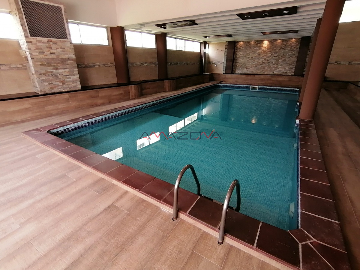 Apartamento ID.5569 - Venta- Punta del Este -vista al mar- piscina-mucama-garaje-ascensor- canchas