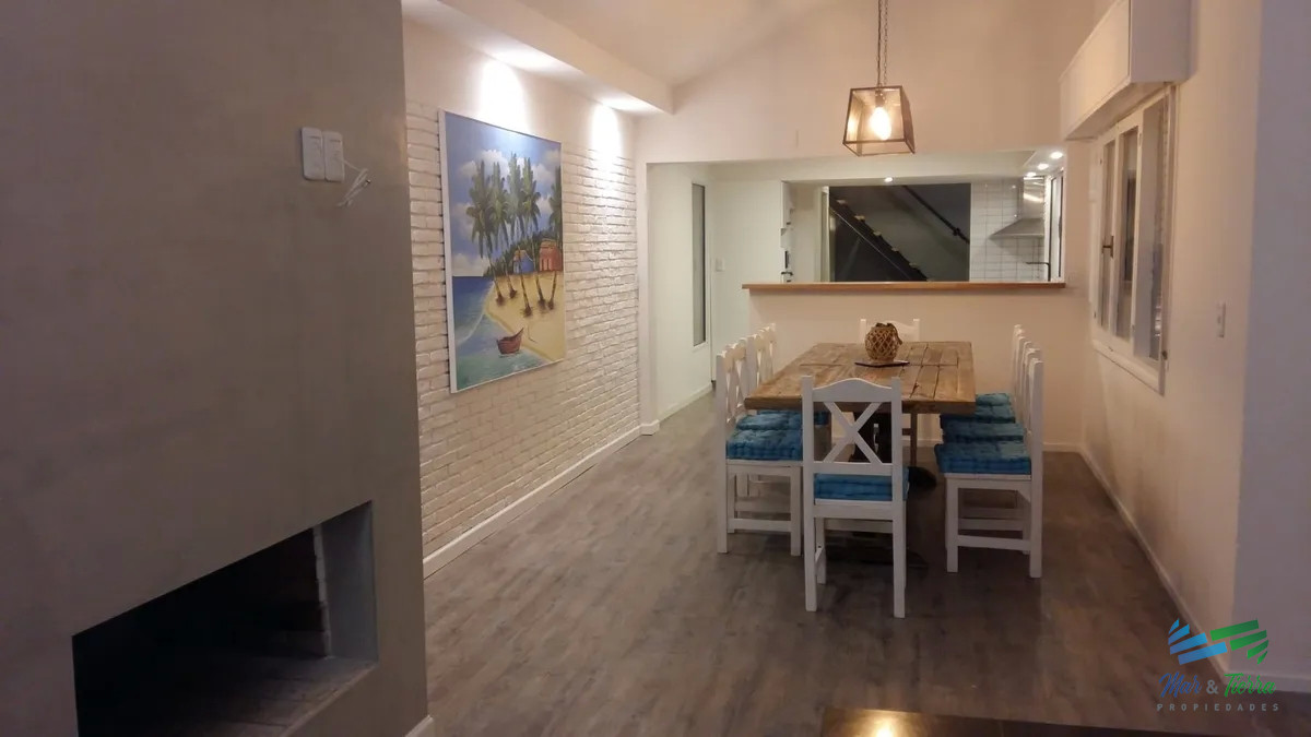 Casa ID.4616 - Alquiler y venta de casa de 5 dormitorios en Punta del Este
