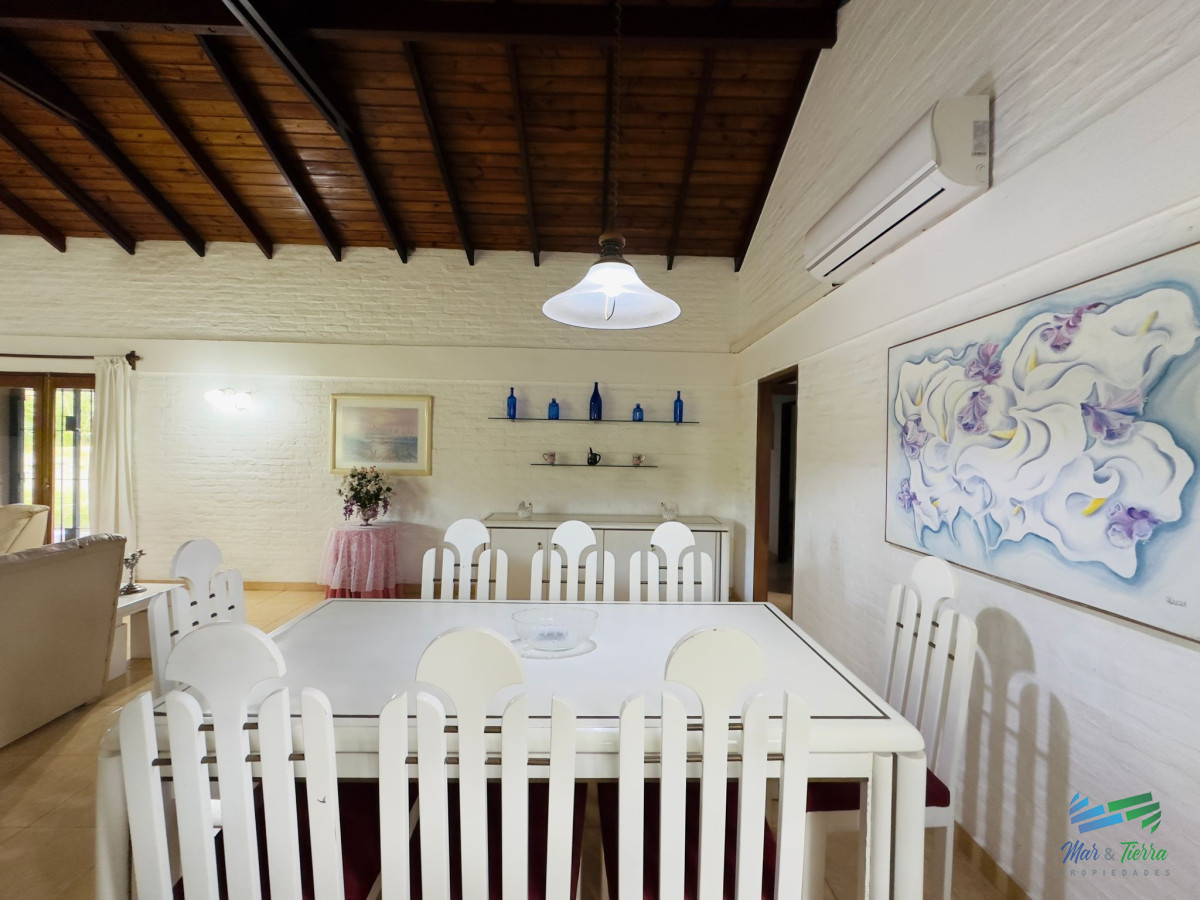 Casa ID.4607 - Casa en VENTA, 3 dormitorios, Punta del Este