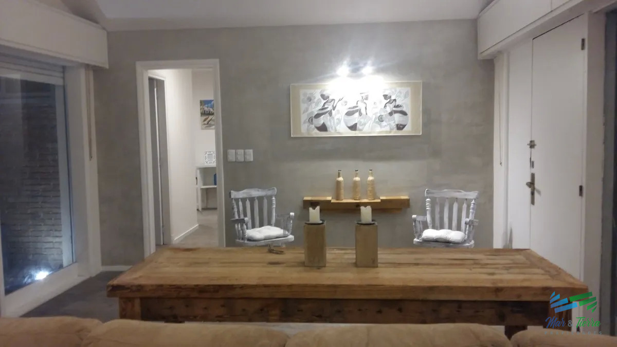 Casa ID.4616 - Alquiler y venta de casa de 5 dormitorios en Punta del Este