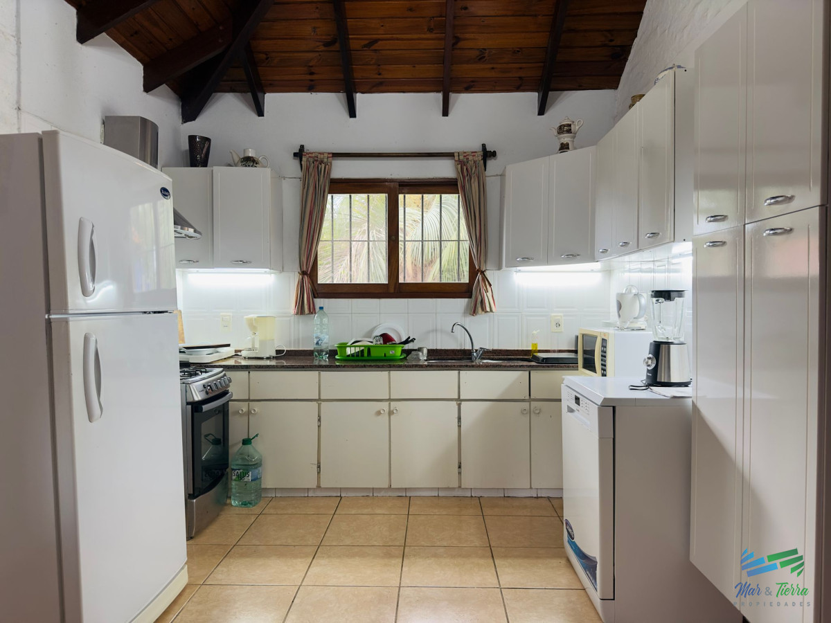 Casa ID.4607 - Casa en VENTA, 3 dormitorios, Punta del Este