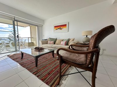 alquiler apartamento frente al mar pUNTA DEL eSTE - Ref : EQP3302