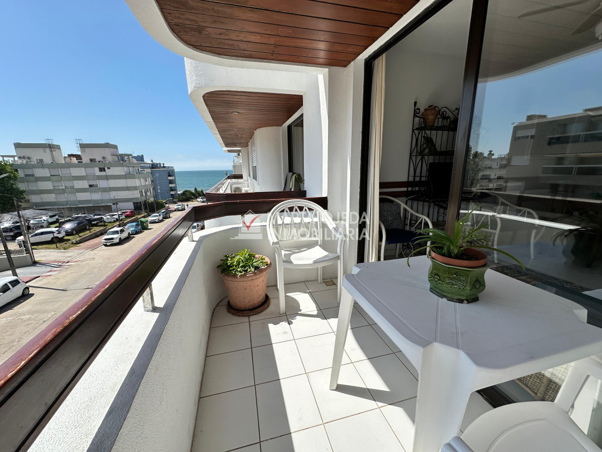 Apartamento ID.41024 - Apartamento de dos dormitorios en venta en Punta del Este.-