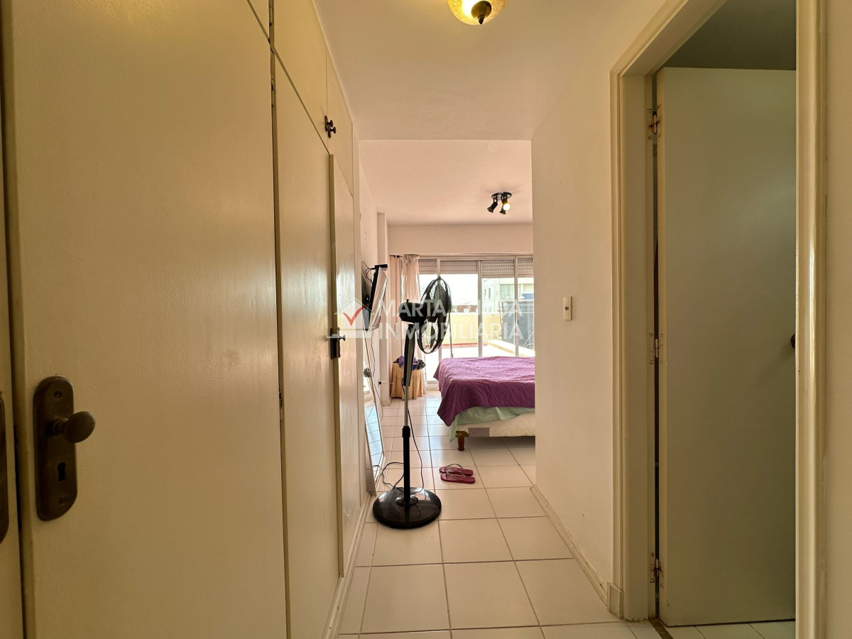 Apartamento ID.40959 - Apartamento en venta  y alquiler de 3 dormitorios en Punta del Este