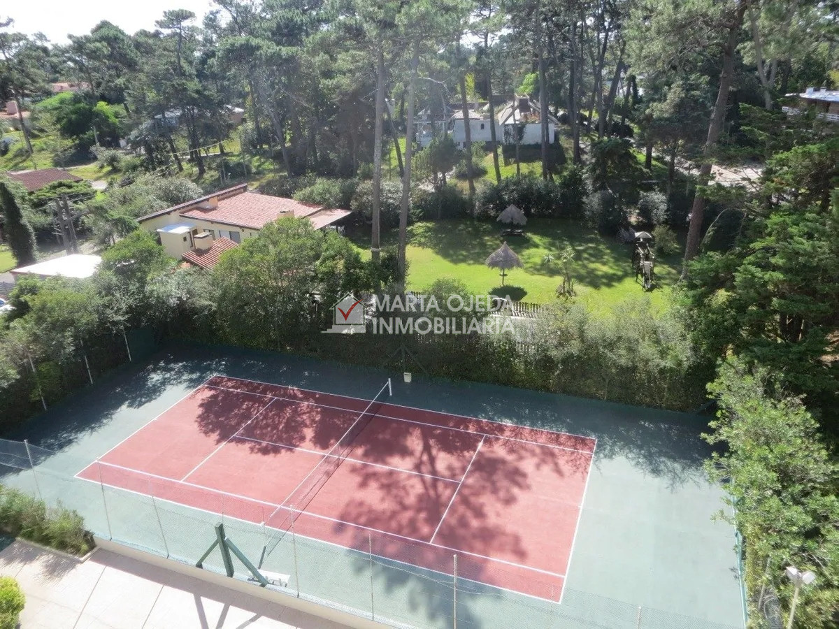 Apartamento ID.40976 - Apartamento en venta de dos dormitorios en Punta del Este