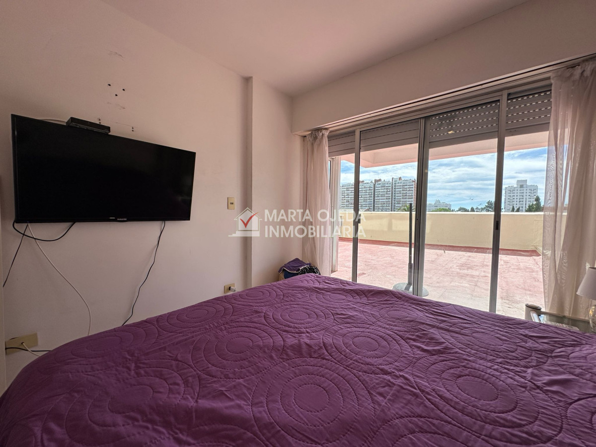 Apartamento ID.40959 - Apartamento en venta  y alquiler de 3 dormitorios en Punta del Este
