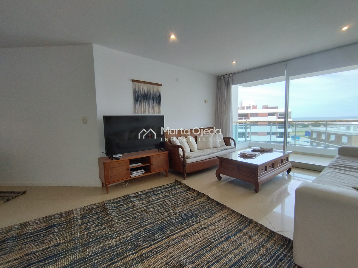 Apartamento ID.40932 - Alquiler y venta de apartamento de 3 dormitorios en Punta del Este