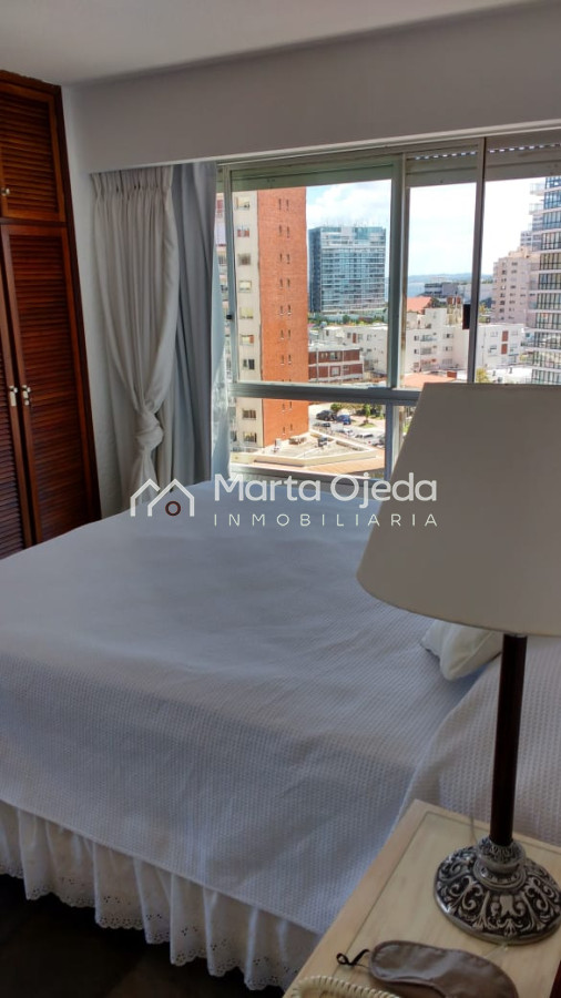 Apartamento ID.40497 -  Apartamento en venta frente al mar Punta del Este