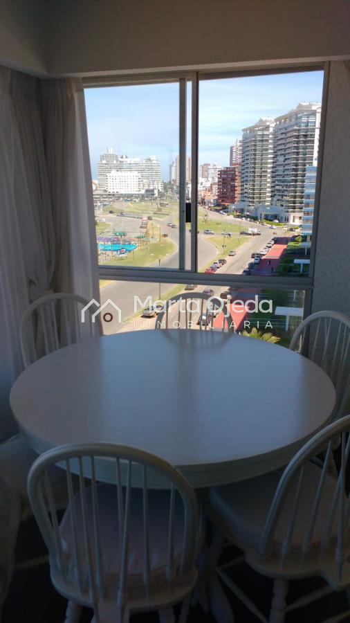Apartamento ID.40497 -  Apartamento en venta frente al mar Punta del Este