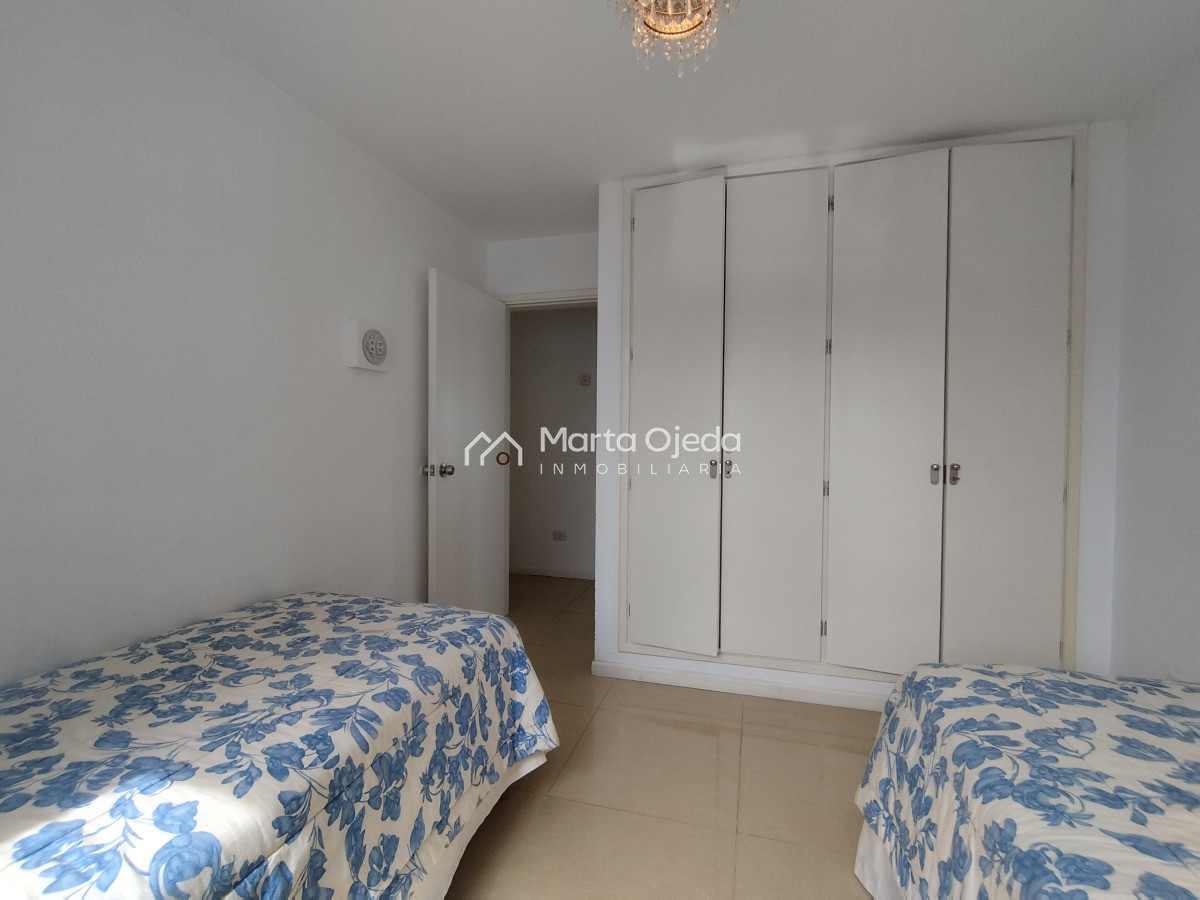 Apartamento ID.40932 - Alquiler y venta de apartamento de 3 dormitorios en Punta del Este