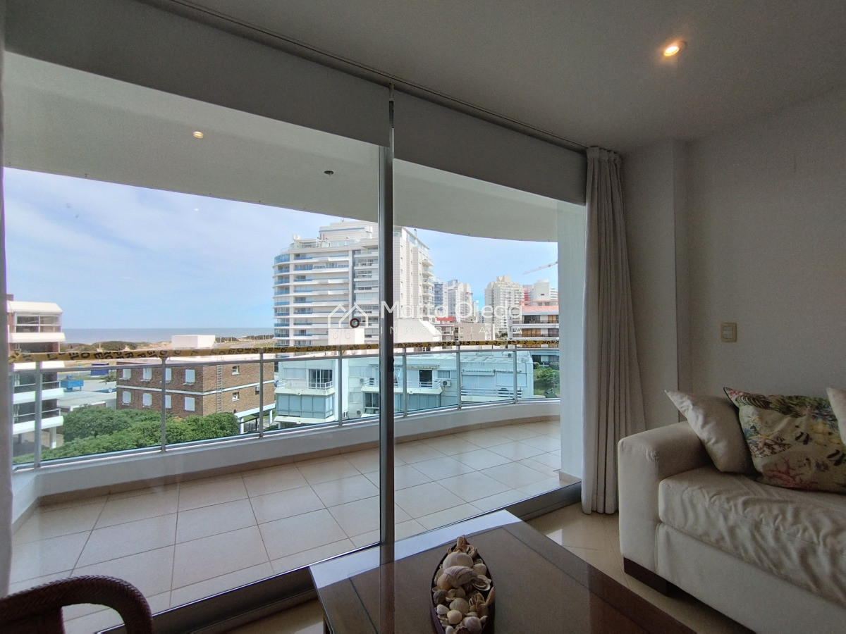 Apartamento ID.40932 - Alquiler y venta de apartamento de 3 dormitorios en Punta del Este