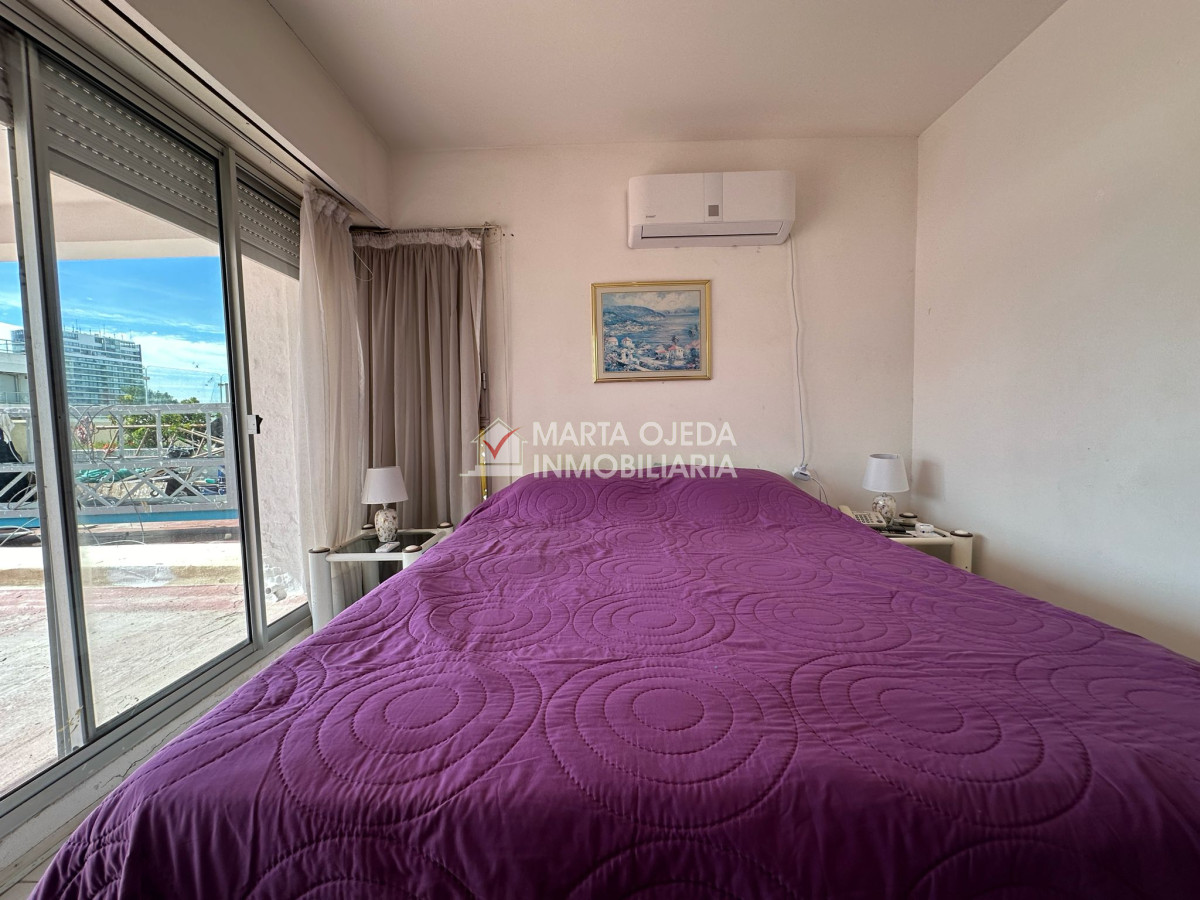 Apartamento ID.40959 - Apartamento en venta  y alquiler de 3 dormitorios en Punta del Este