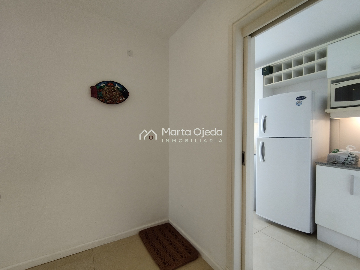 Apartamento ID.40932 - Alquiler y venta de apartamento de 3 dormitorios en Punta del Este
