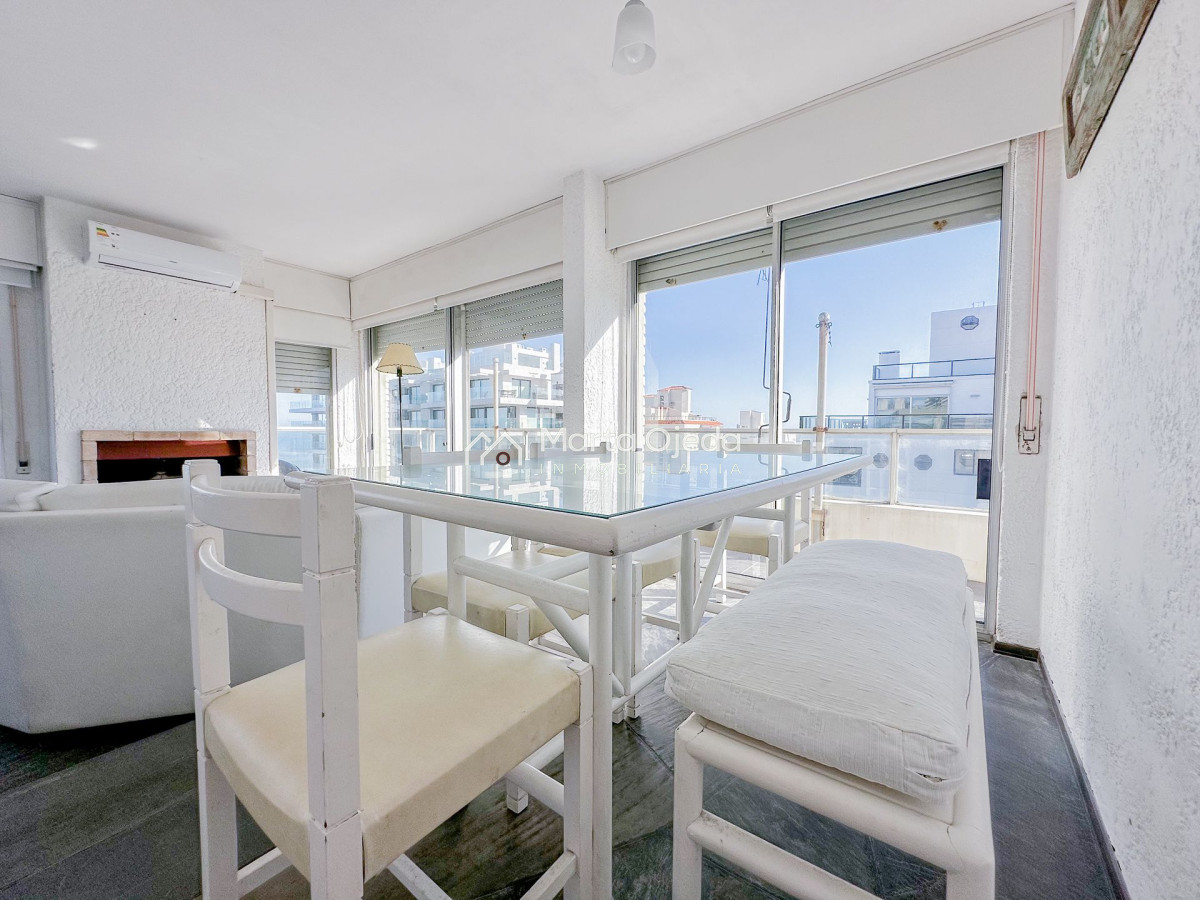 Apartamento ID.41195 - Penthouse en venta en Peninsula, 3 dormitorios, 3 baños, garaje