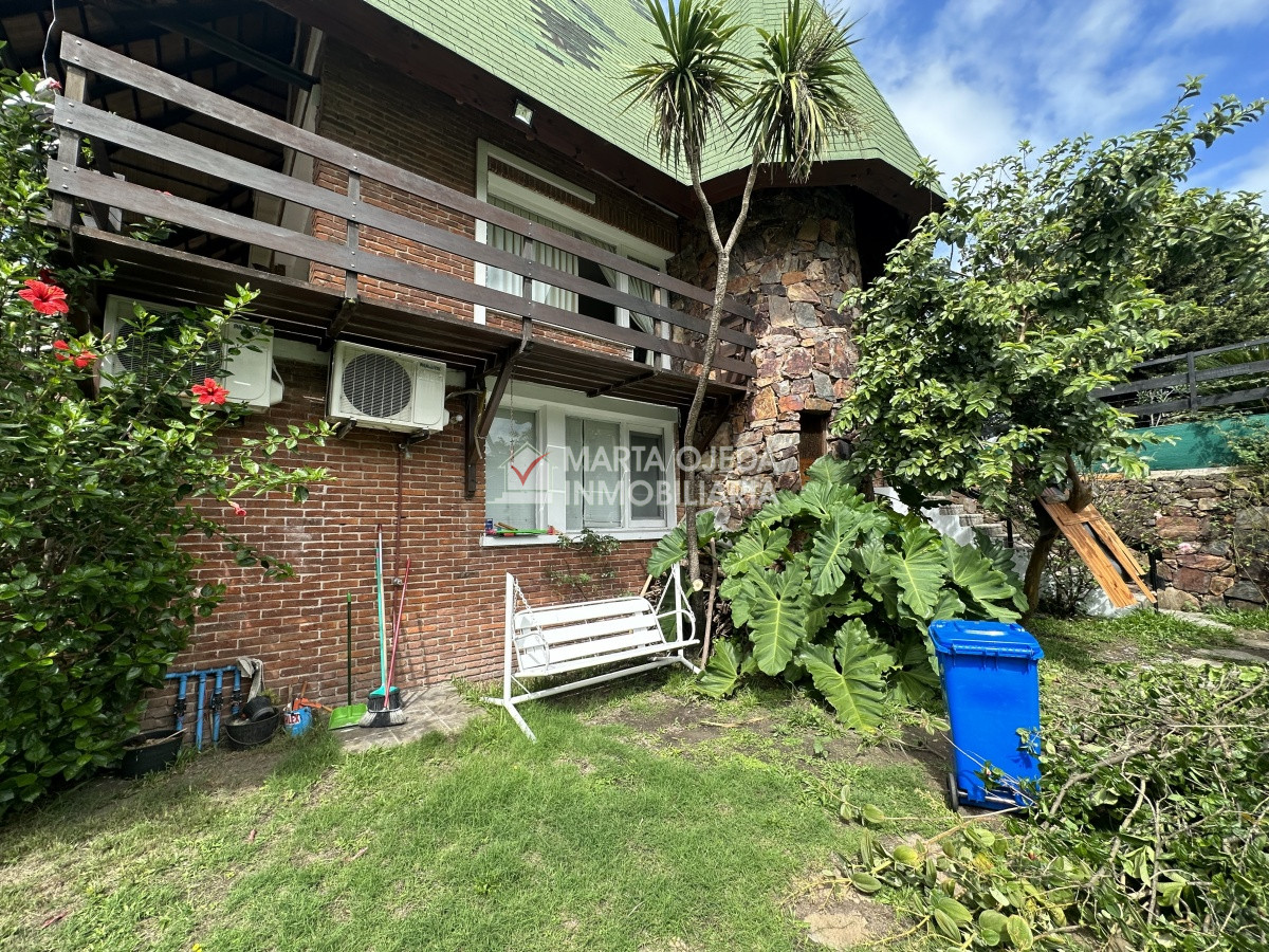 Casa ID.41001 - Casa de 7 dormitorios en venta en Punta del Este
