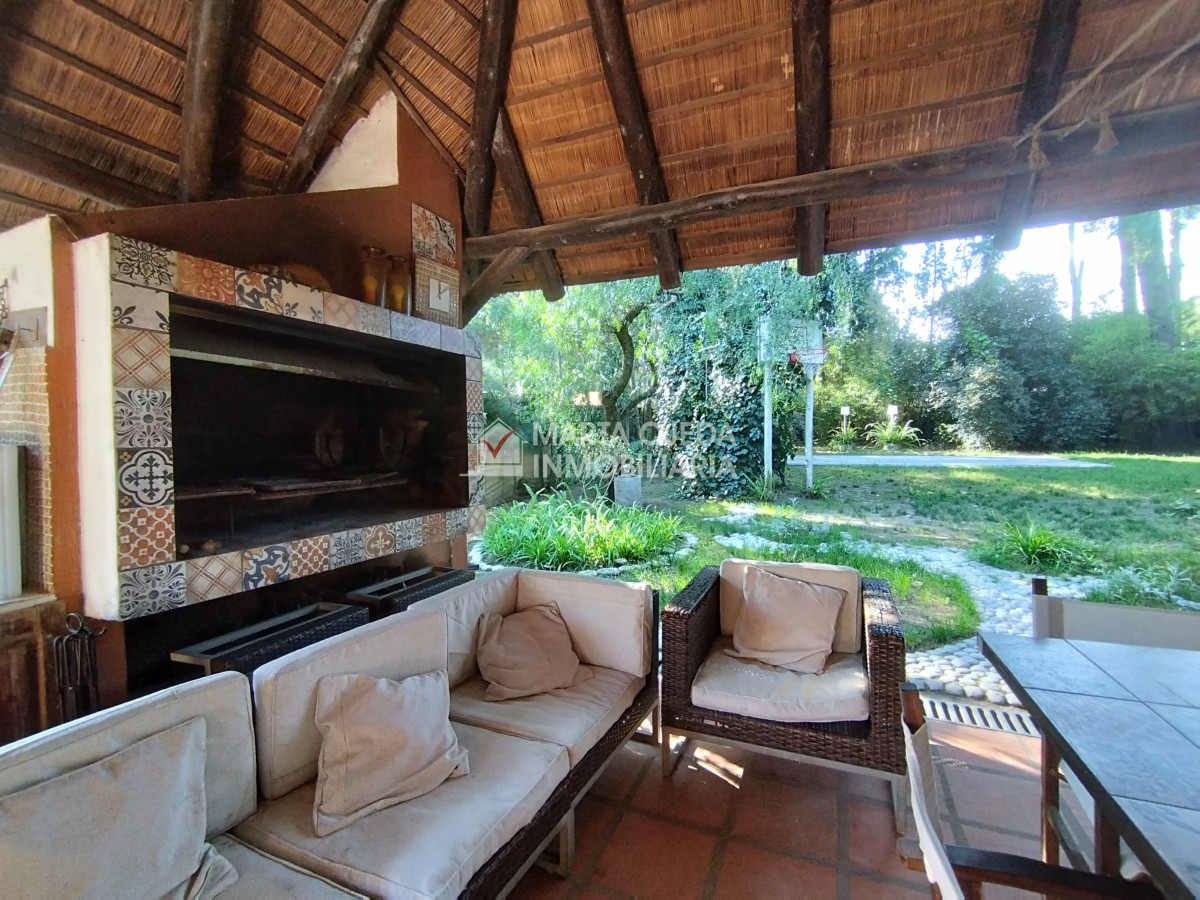 Casa ID.41102 - Casa en alquiler con piscina en Pinares