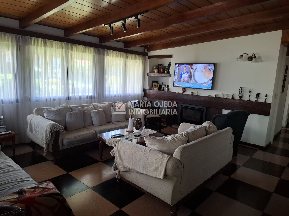 Casa ID.41000 - Casa en venta playa mansa, en impecable estado