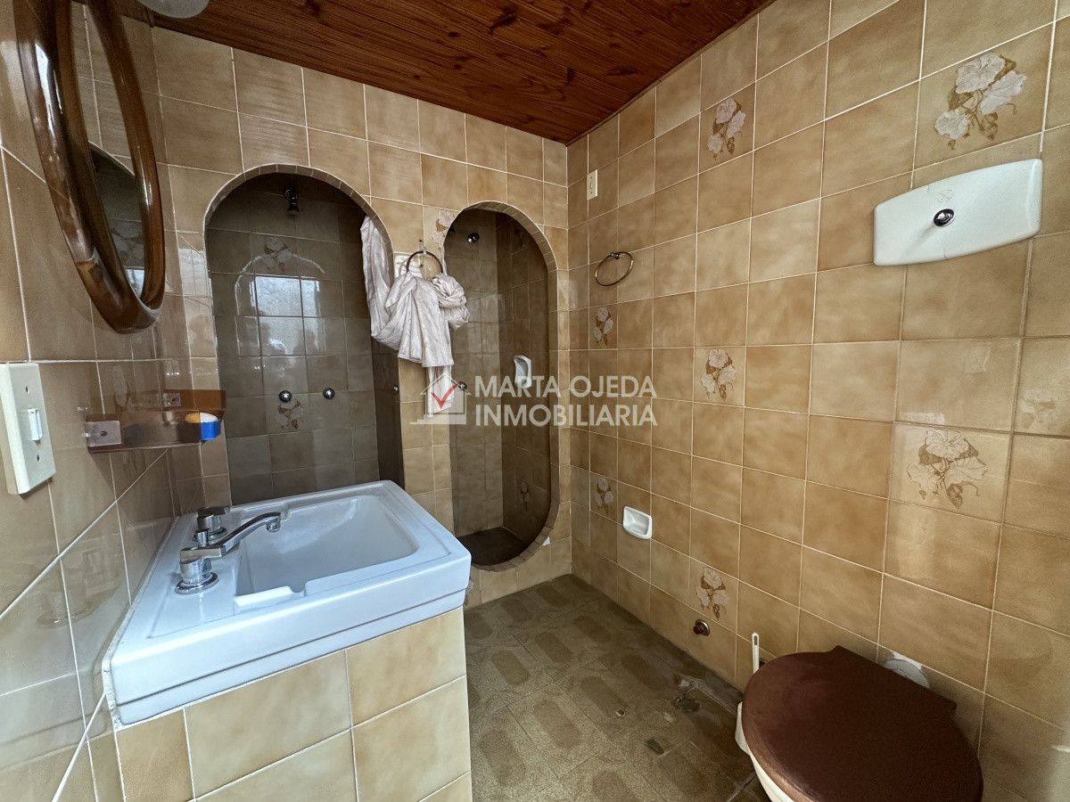 Casa ID.41001 - Casa de 7 dormitorios en venta en Punta del Este