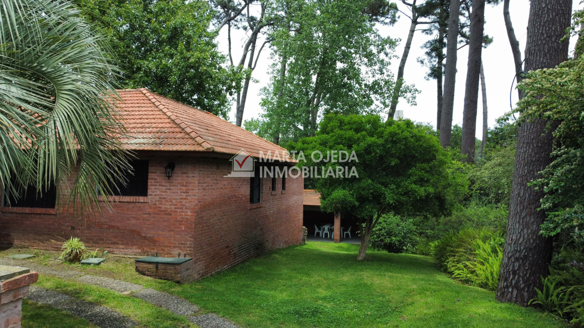 Casa ID.41002 - Casa en VENTA, 3 dormitorios, Punta del Este
