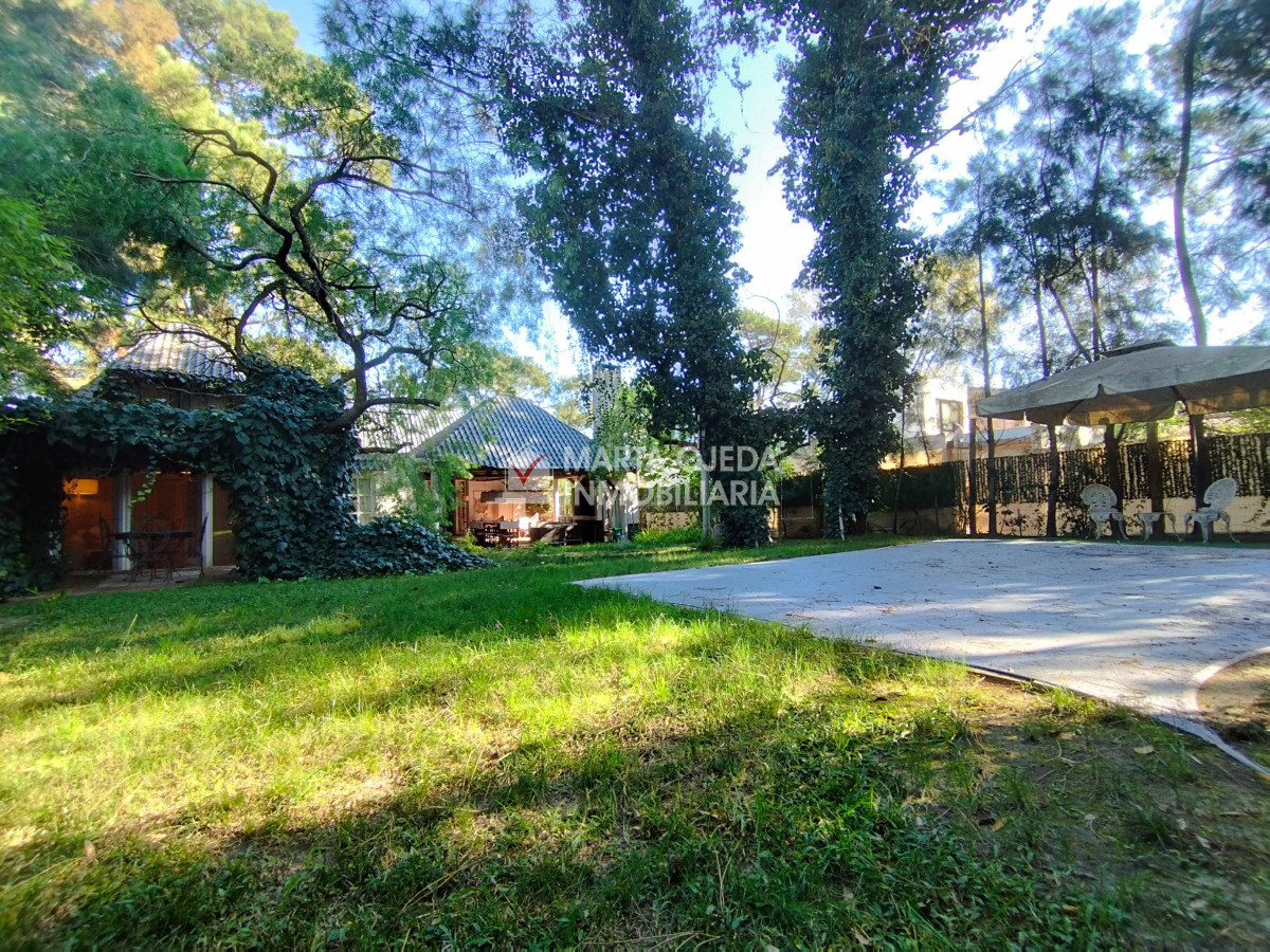 Casa ID.41102 - Casa en alquiler con piscina en Pinares