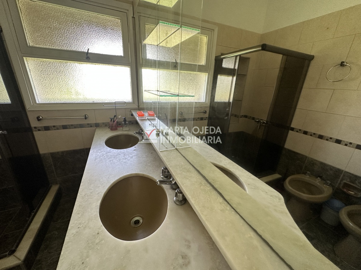 Casa ID.41001 - Casa de 7 dormitorios en venta en Punta del Este