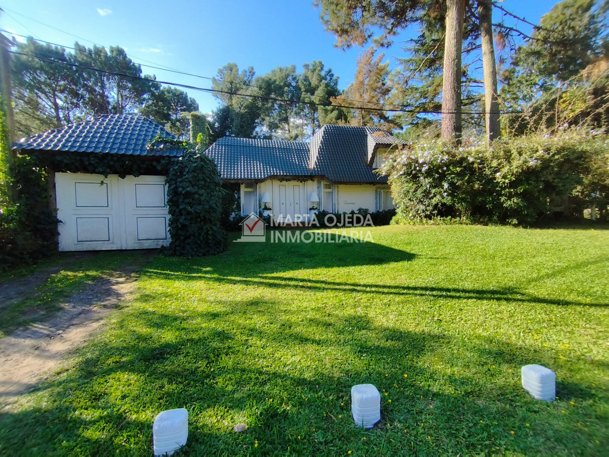 Casa ID.41102 - Casa en alquiler con piscina en Pinares