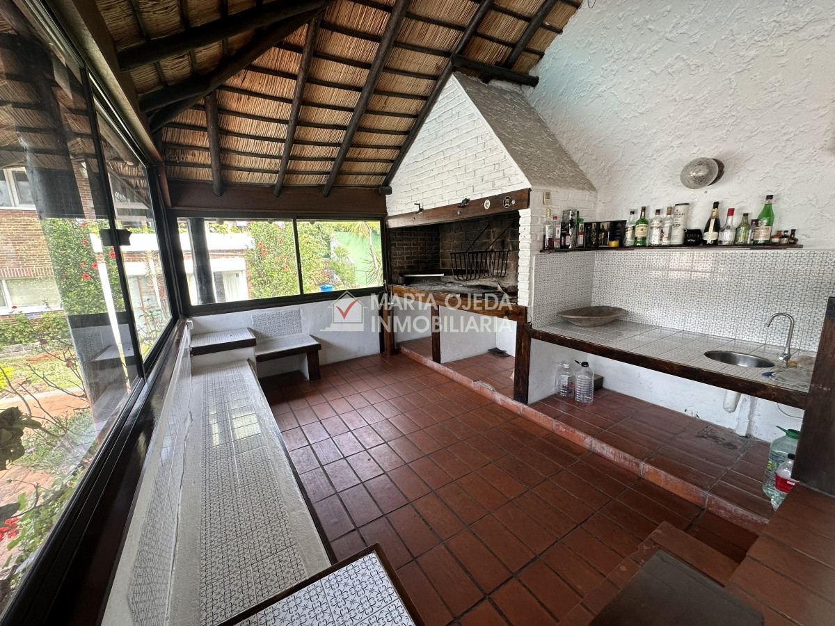 Casa ID.41001 - Casa de 7 dormitorios en venta en Punta del Este