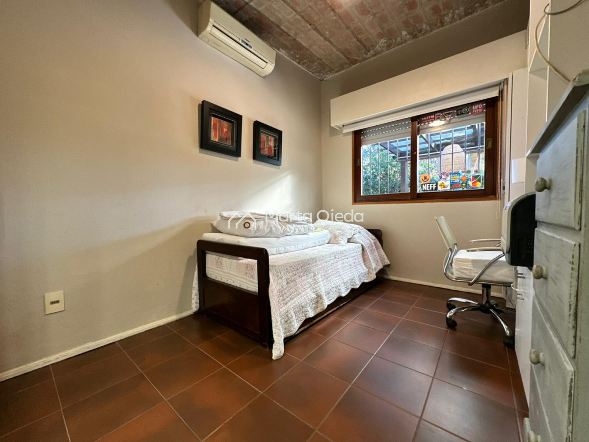 Casa ID.41531 - Venta de casas de dos dormitorios en Pinares