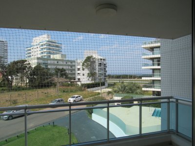 Apartamento en zona Brava