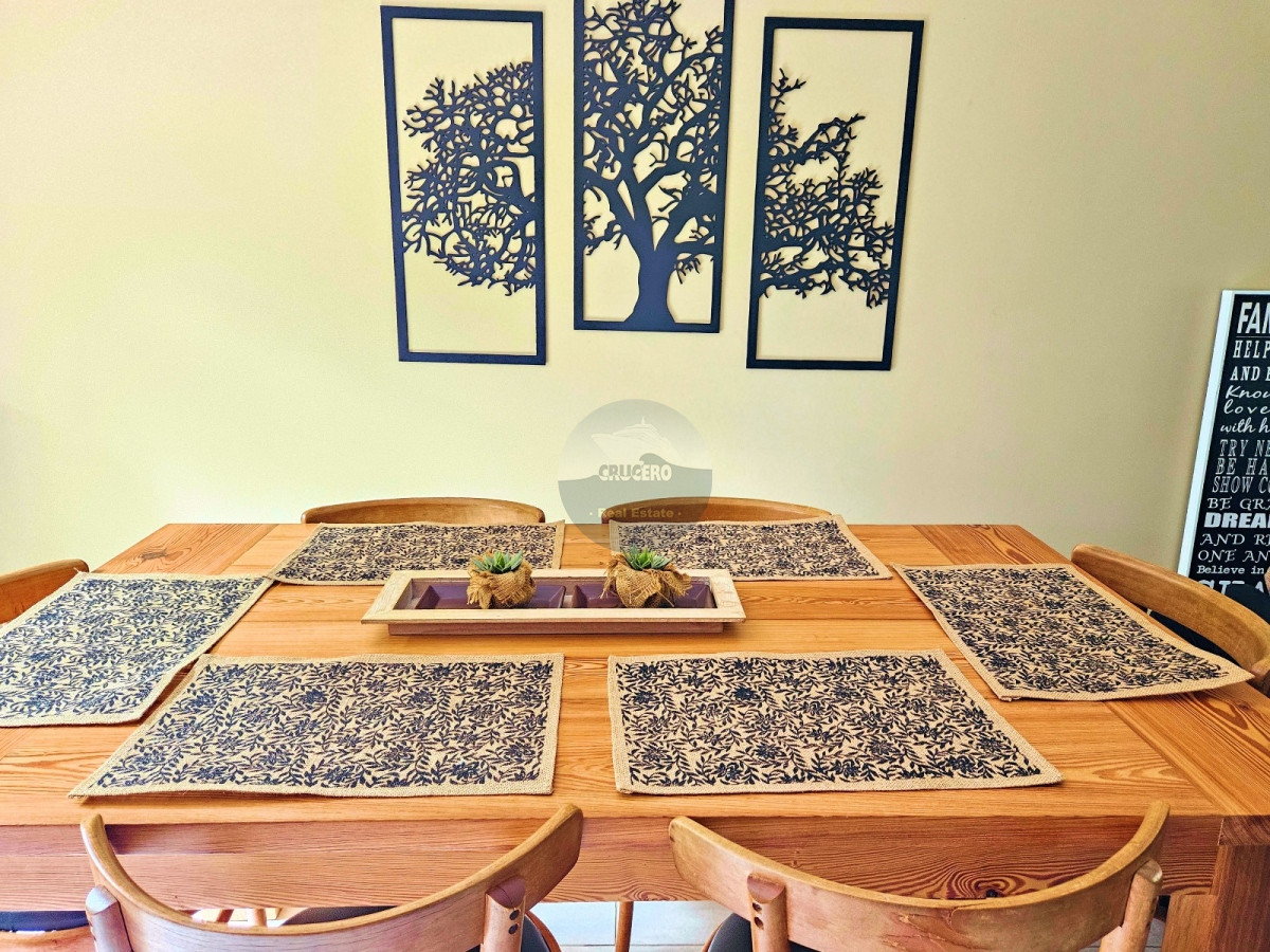 Casa ID.6088 - VENTA DE CASA DE 2 DORMITORIOS Y MEDIO EN ROOSEVELT