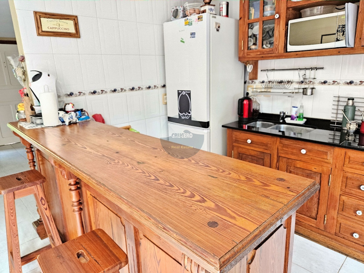 Casa ID.6088 - VENTA DE CASA DE 2 DORMITORIOS Y MEDIO EN ROOSEVELT