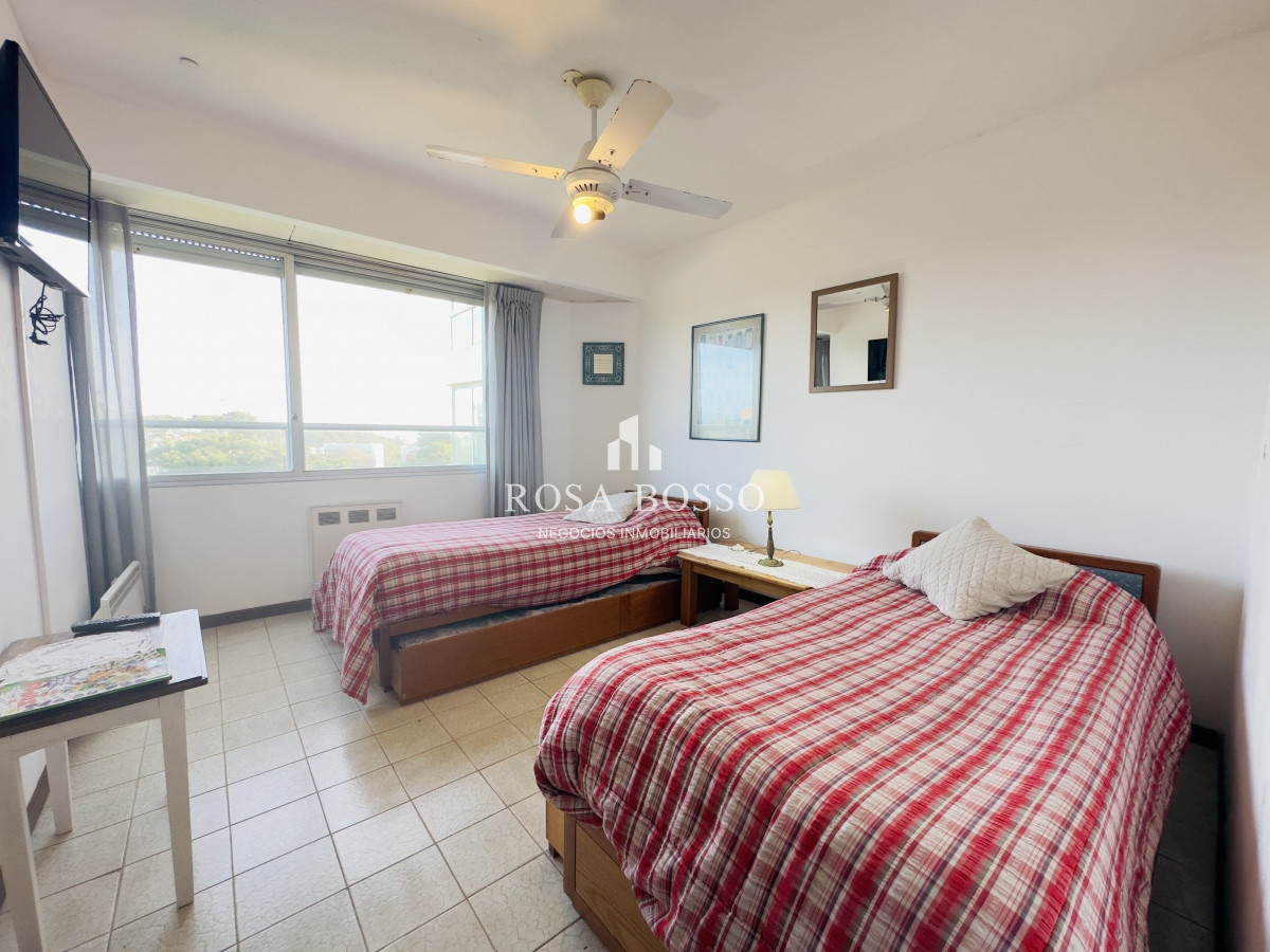 Apartamento ID.9791 - Venta de Apartamento de 2 dormitorios Roosevelt Punta del Este