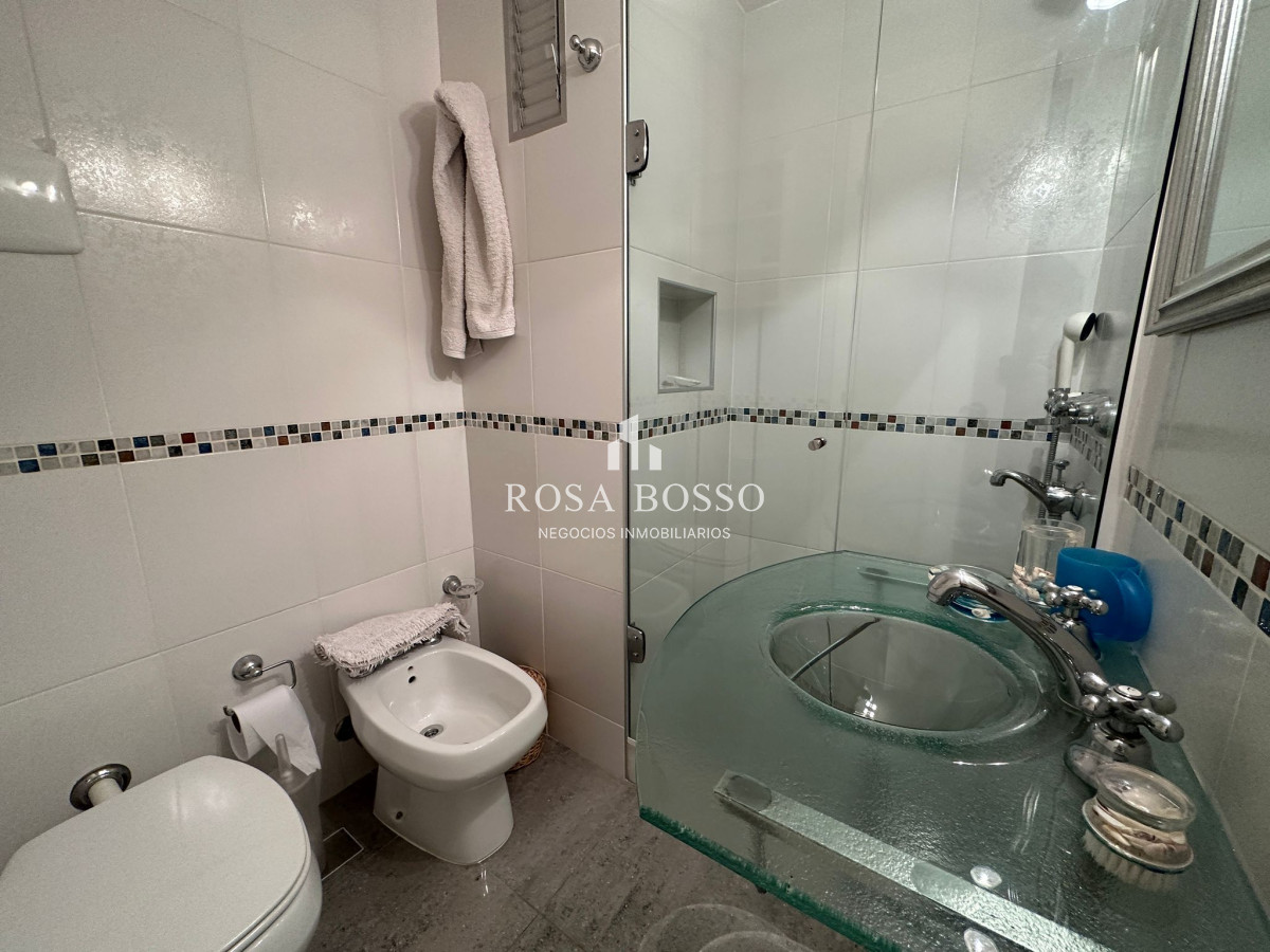Apartamento ID.9390 - Apartamento Venta Primera Línea 2 dormitorios Brava Punta del Este