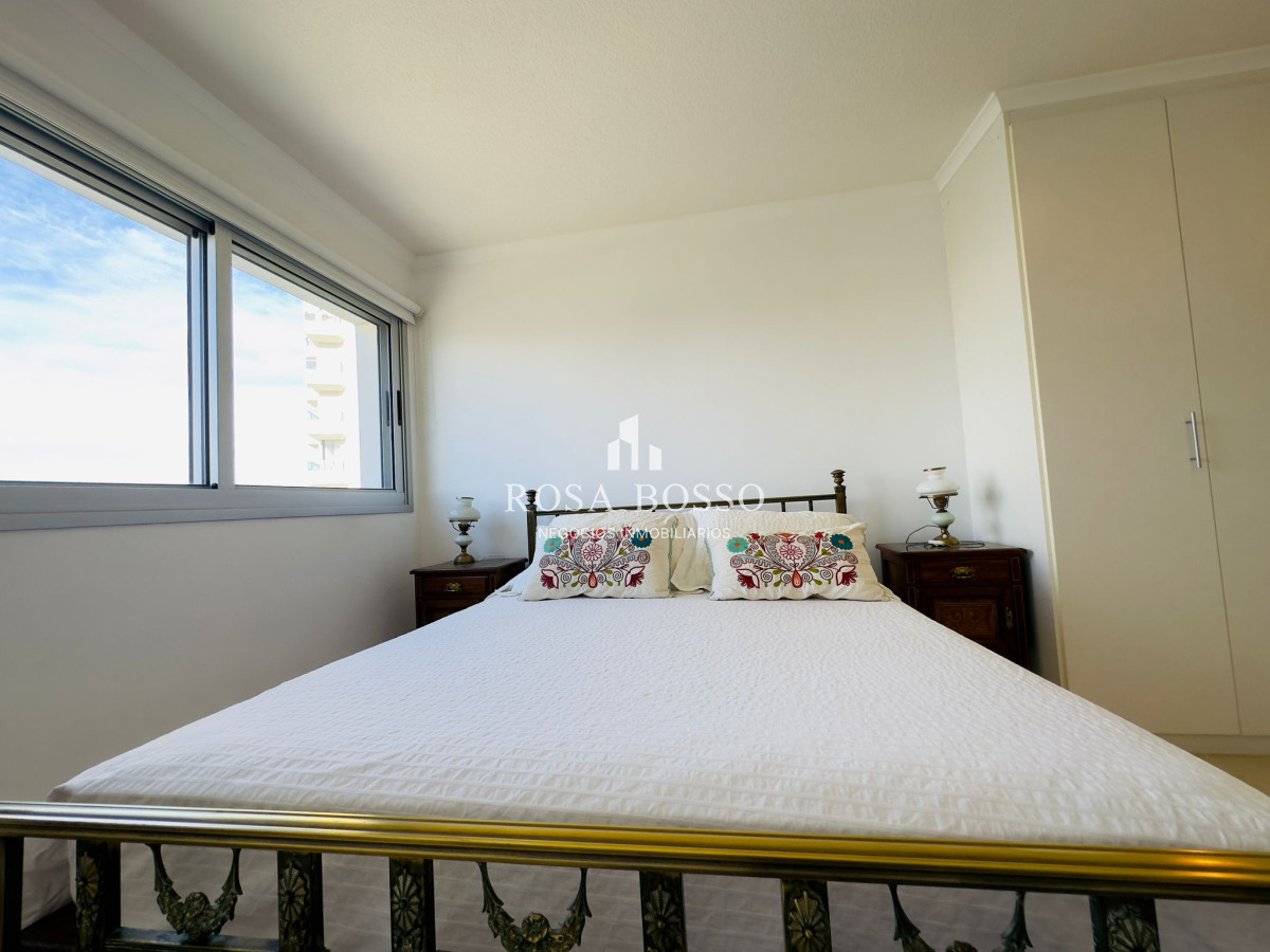 Apartamento ID.7249 - Venta y alquiler de apartamento de dos dormitorios en Punta del Este