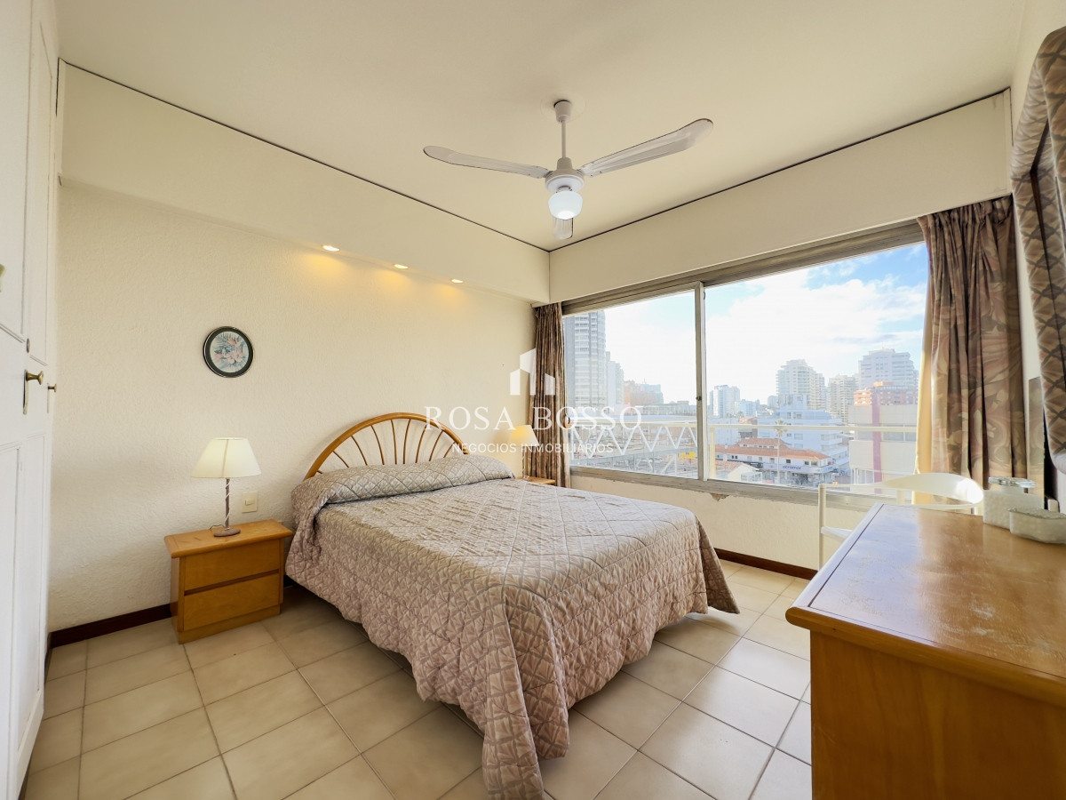 Apartamento ID.9820 - Apartamento Venta 2 dormitorios Península Punta del Este