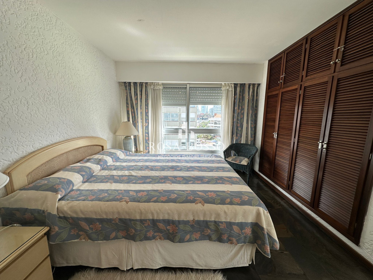 Apartamento ID.9390 - Apartamento Venta Primera Línea 2 dormitorios Brava Punta del Este