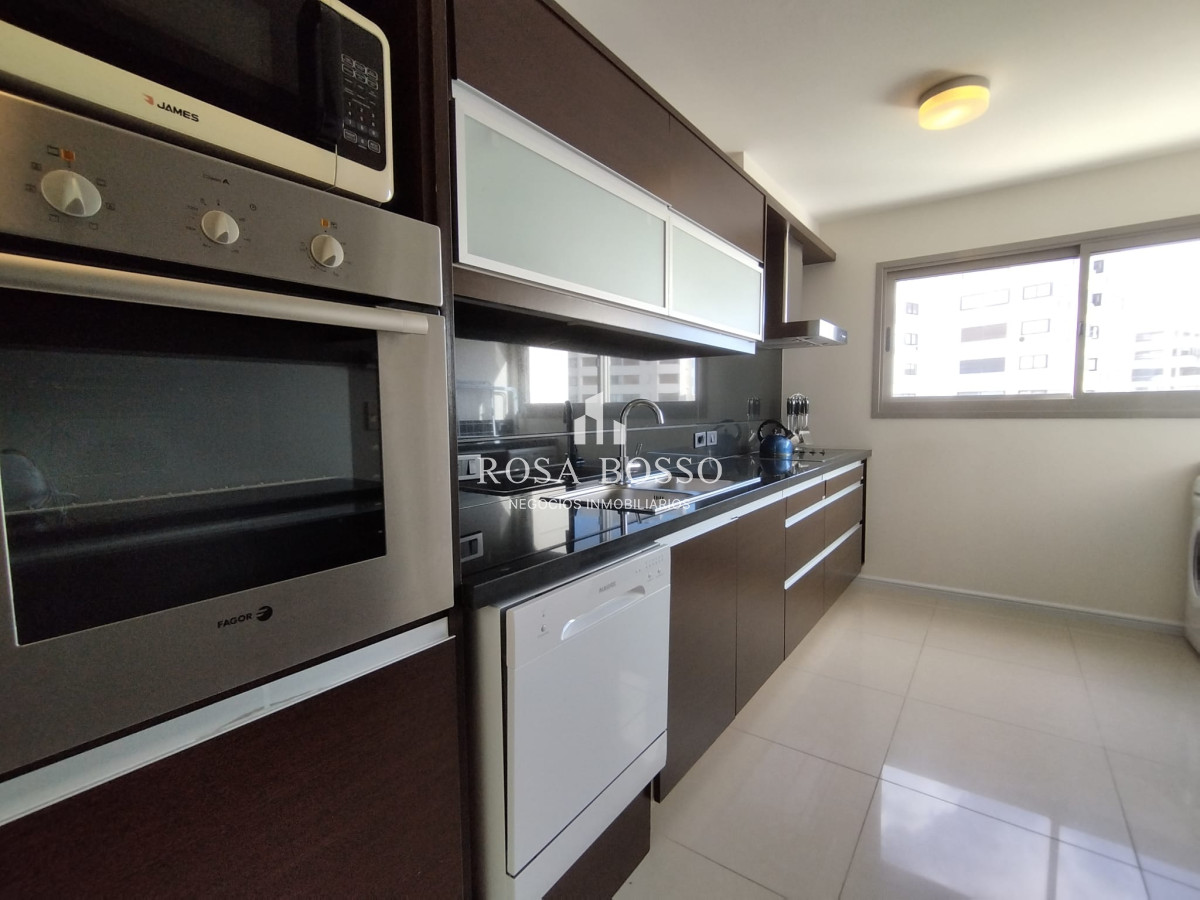 Apartamento ID.8421 -  Apartamento en venta en playa brava de Punta del Este