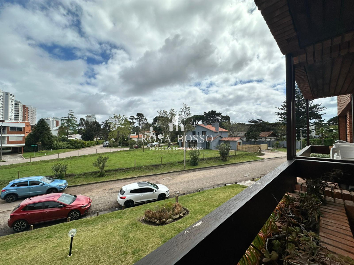 Apartamento ID.9784 - Apartamento Venta 2 dormitorios Mansa Punta del Este