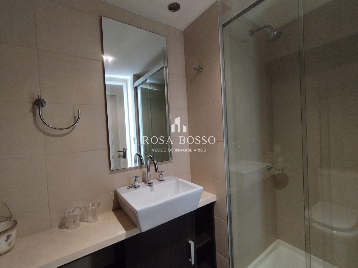 Apartamento ID.8421 -  Apartamento en venta en playa brava de Punta del Este