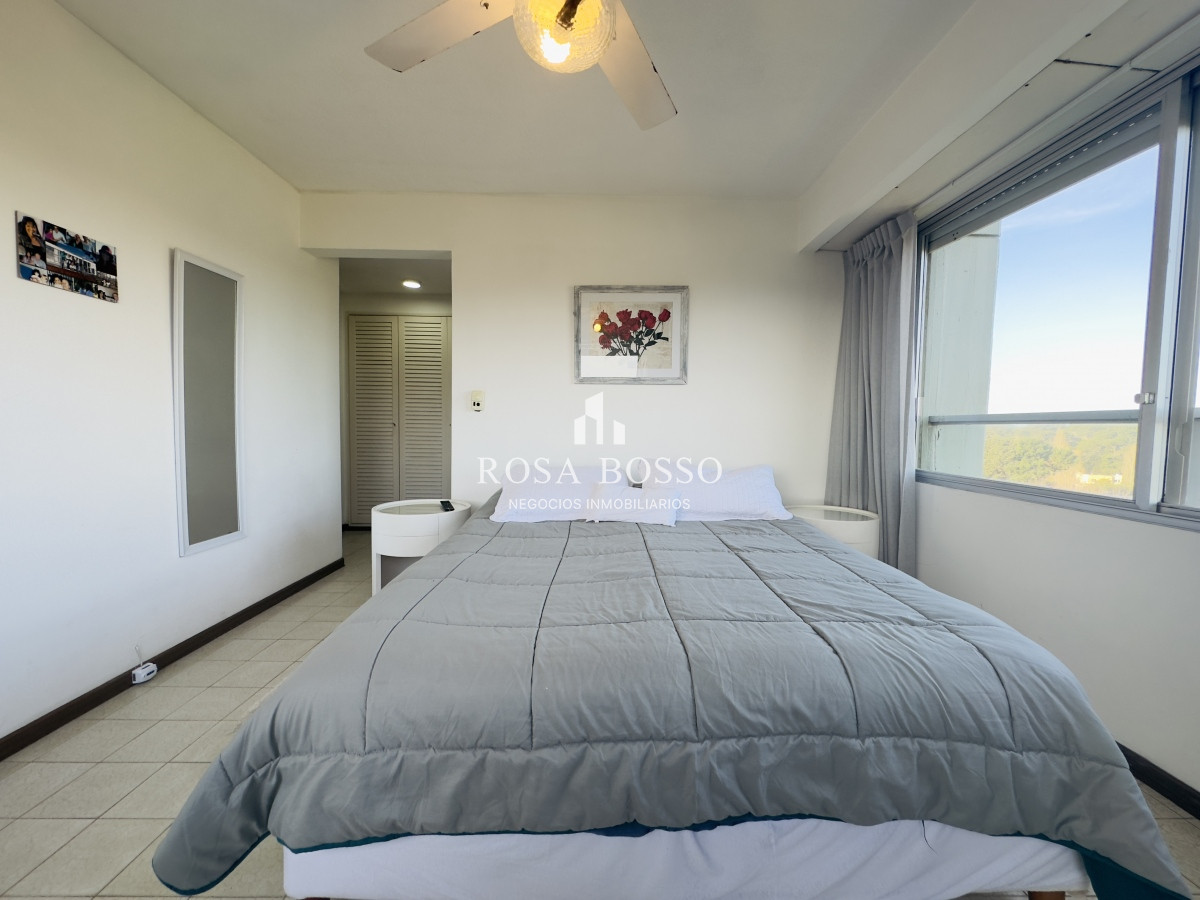 Apartamento ID.9791 - Venta de Apartamento de 2 dormitorios Roosevelt Punta del Este