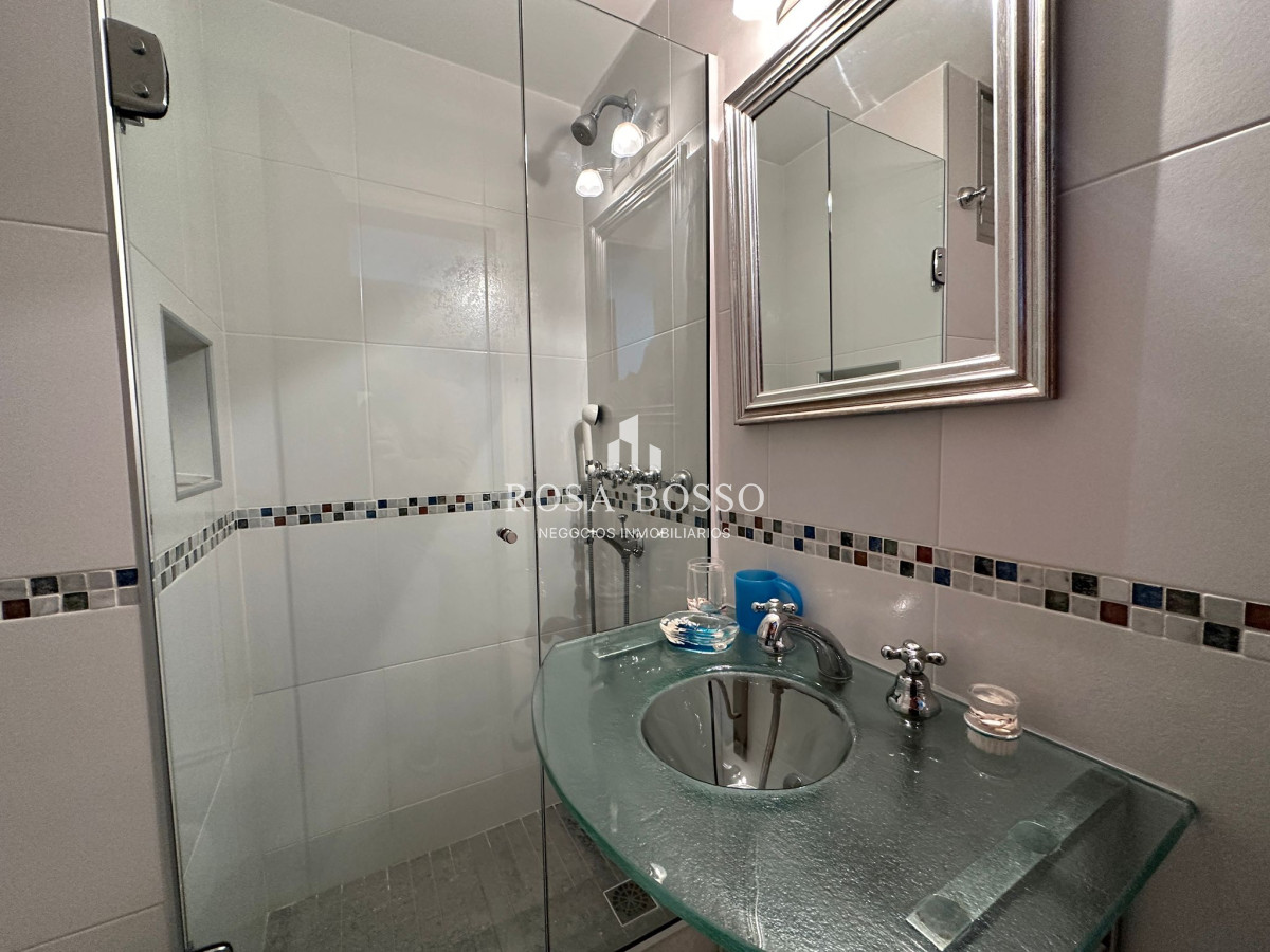 Apartamento ID.9390 - Apartamento Venta Primera Línea 2 dormitorios Brava Punta del Este