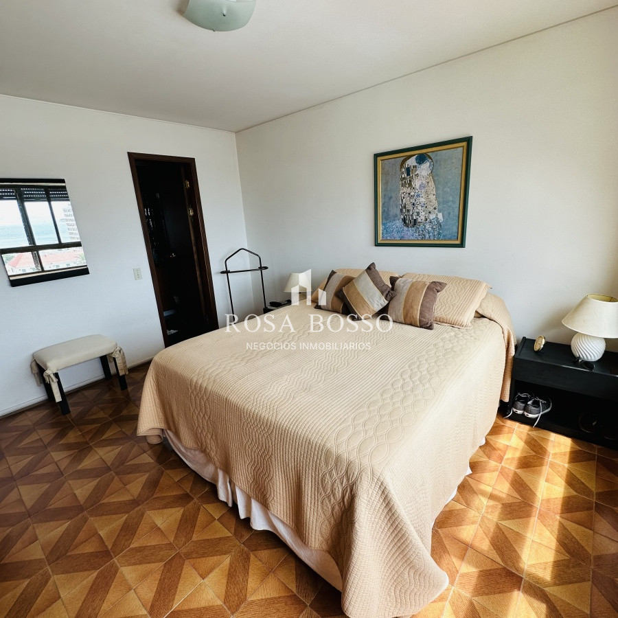 Apartamento ID.7389 - Venta y alquiler de apartamento de 3 dormitorios en Punta del Este