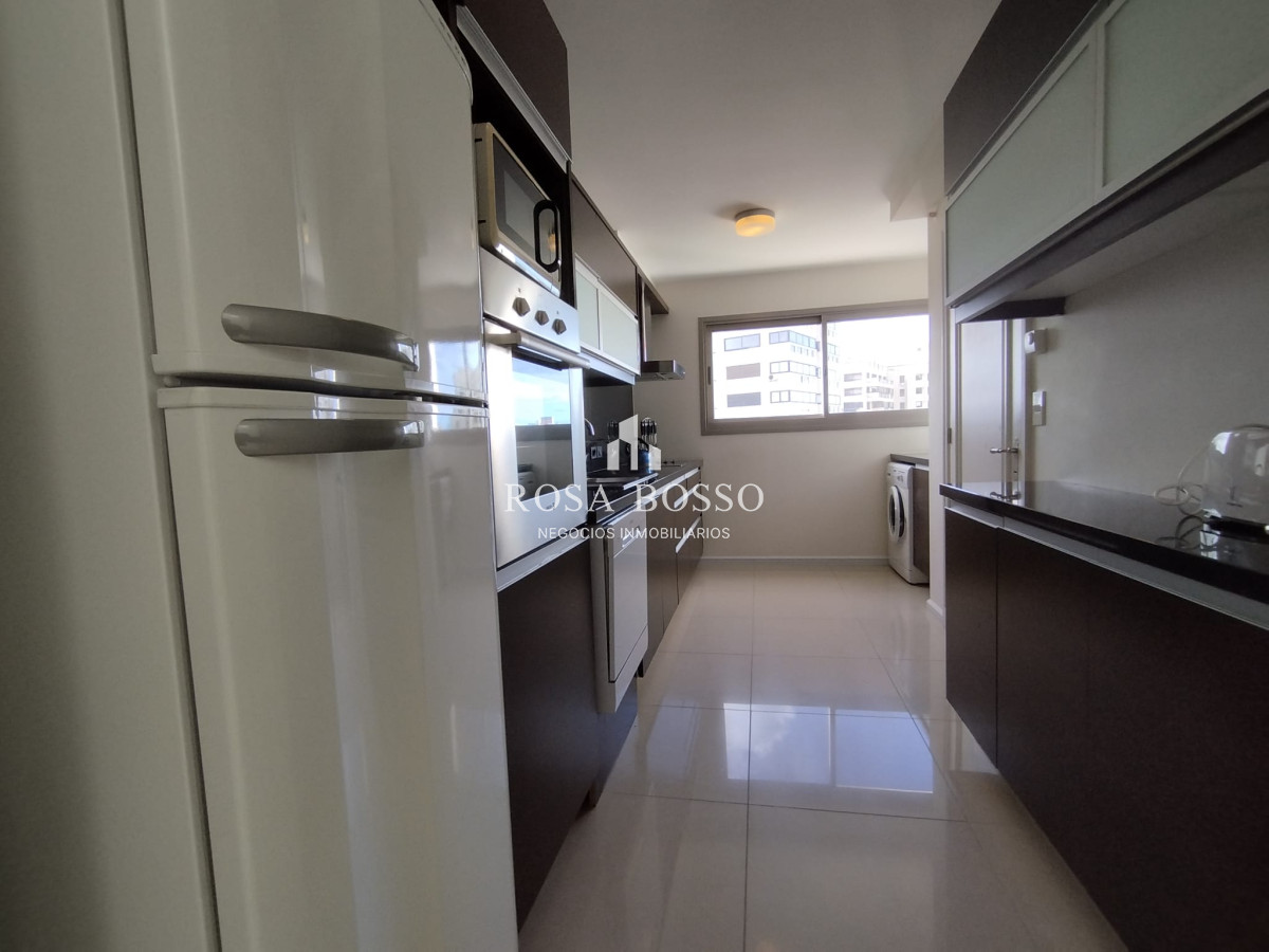 Apartamento ID.8421 -  Apartamento en venta en playa brava de Punta del Este