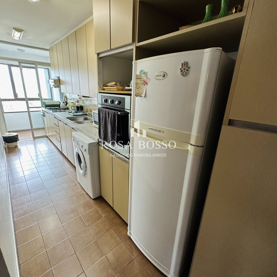 Apartamento ID.7389 - Venta y alquiler de apartamento de 3 dormitorios en Punta del Este