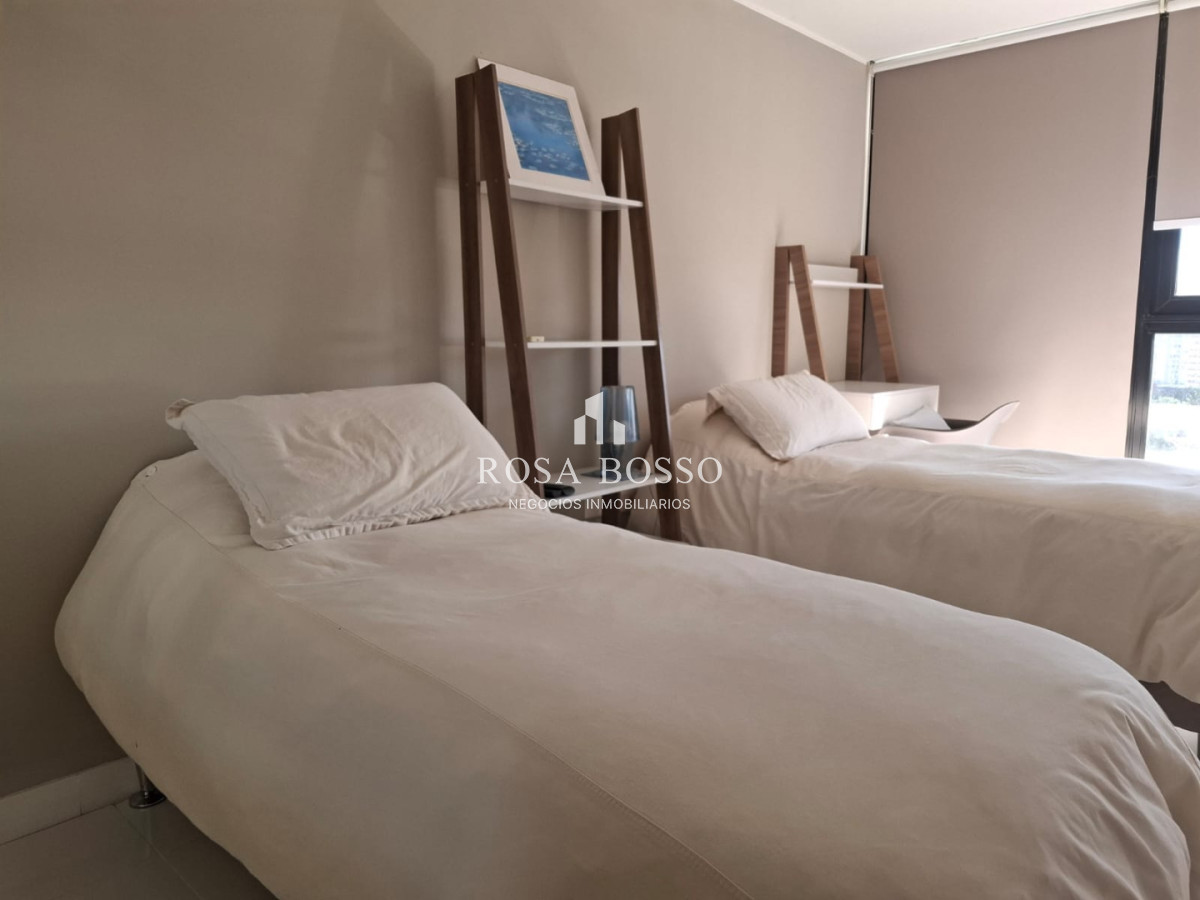 Apartamento ID.8420 - Apartamento en VENTA, 3 dormitorios, 3 suites, moderno, punta del este.